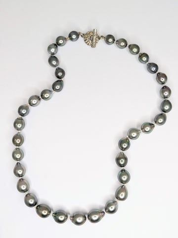 Light Grey-Green Tahitian Pearl Necklace with 18ct White Gold Catch