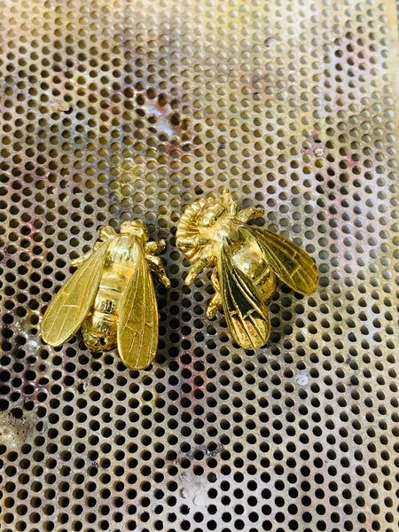 Large Bee Stud Earrings Yellow Gold Sterling Silver 19.3mm x 14.9mm - David Smith Jewellery