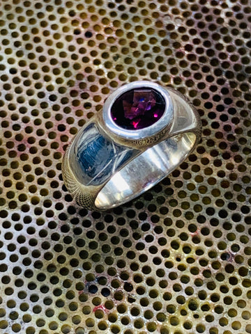 Checkerboard Cut Rhodolite Garnet 8mm x 6mm 1.35cts Bezel Set Sterling Silver Ring - David Smith Jewellery